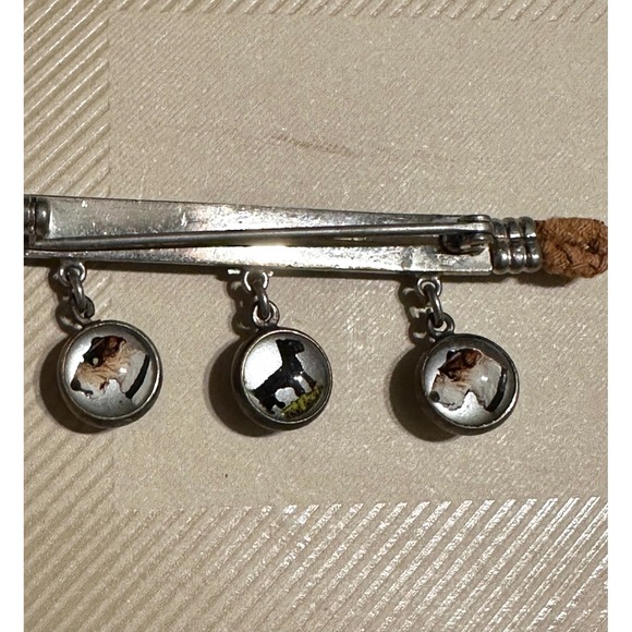 Art Deco Essex Crystal Reverse Painted Intaglio Pin Terrier Dog - Picture 6 of 7